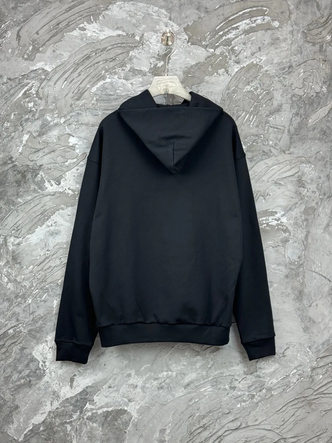 BALENCI*GA LOGO . . . . . 460g . Same Style -Color：Black -SIZE：Xs S M L 8988#